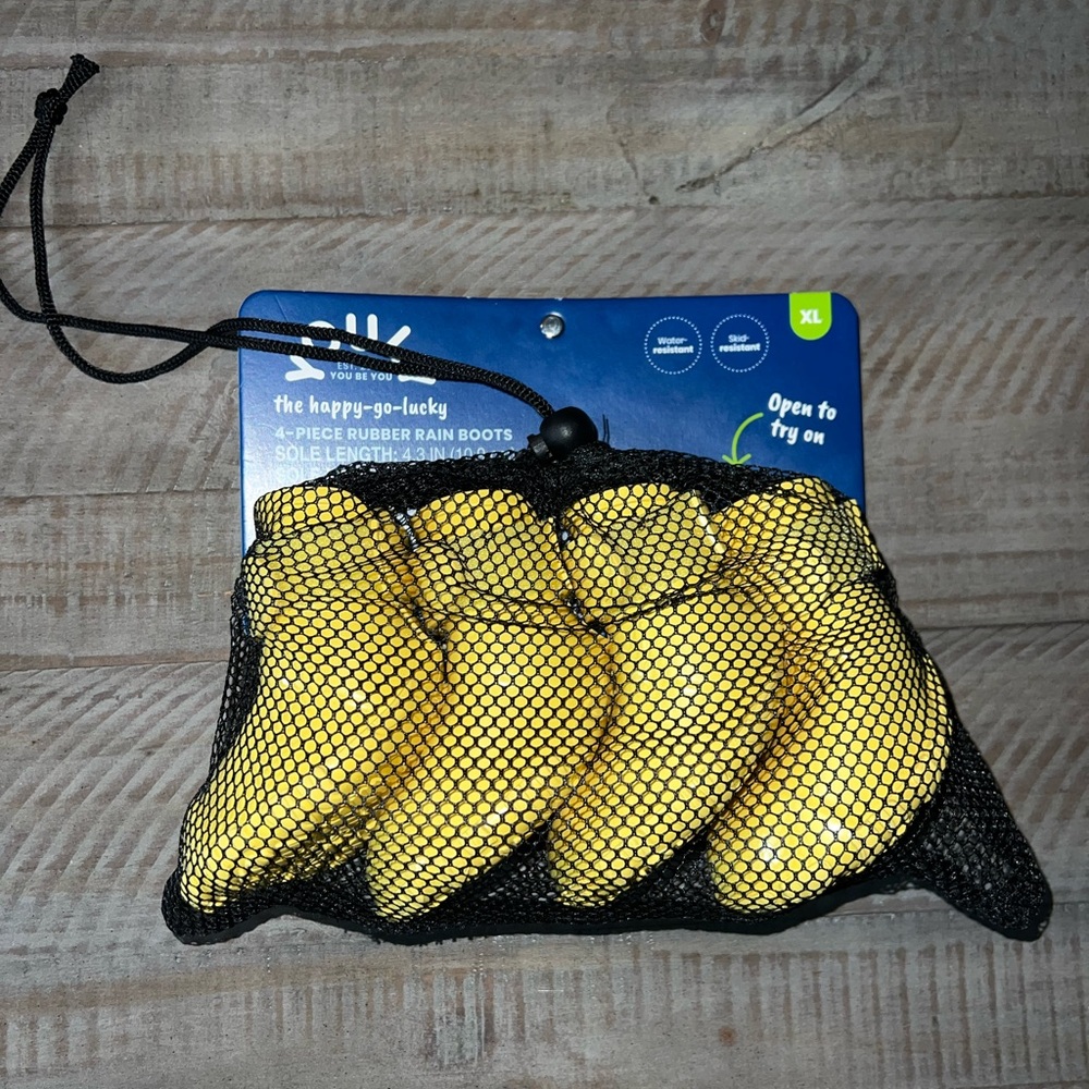 YOULY Totes XL Yellow Rain Boots 4.3 Lenth 3.1 Width the happy go lucky New